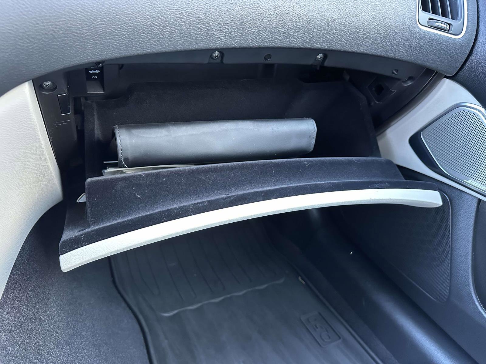 Used 2022 INFINITI Q50 Luxe w/ Cargo Package image 32