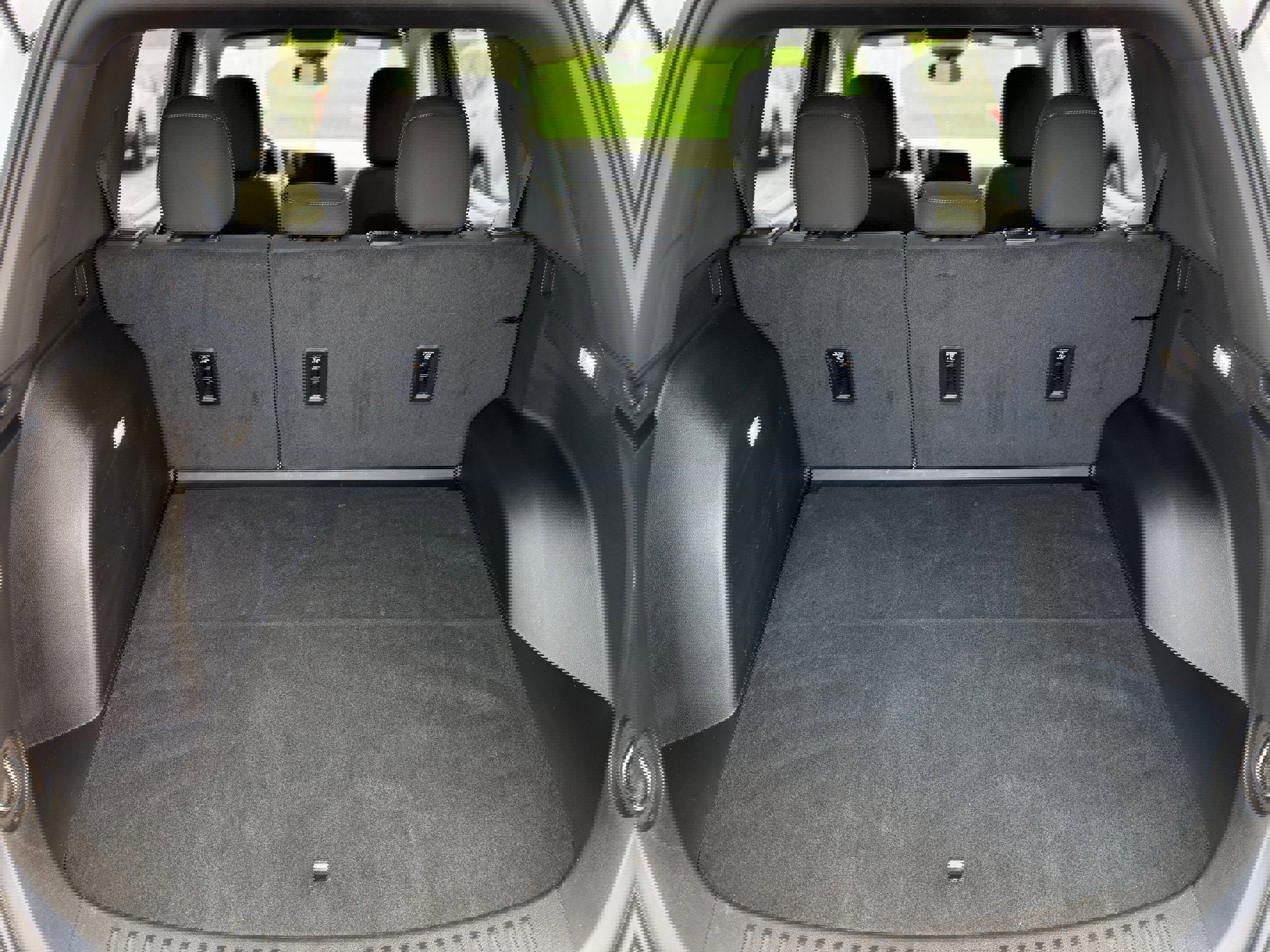 Used 2025 Chevrolet Equinox LT image 9