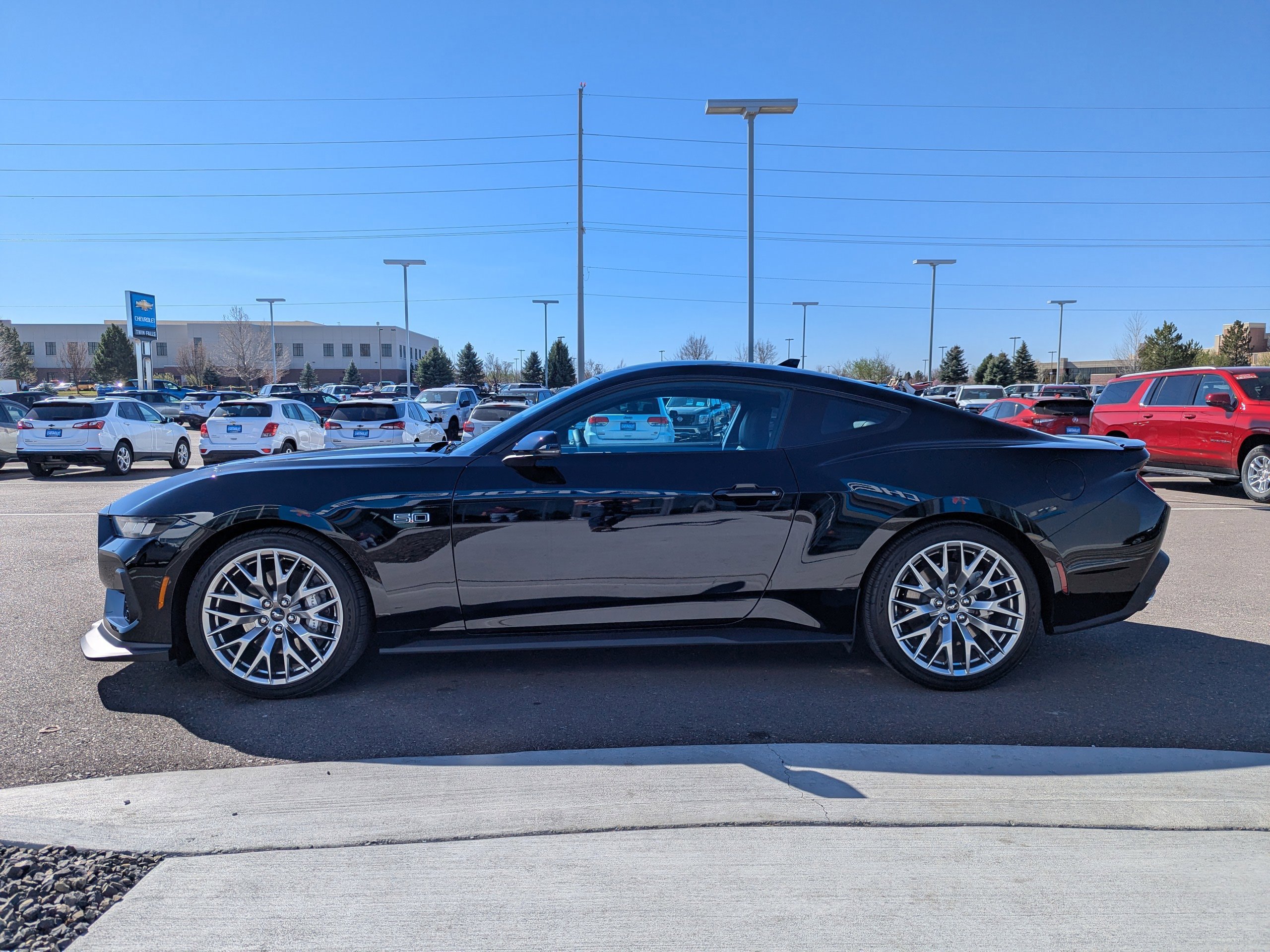 Used 2025 Ford Mustang GT Premium image 9