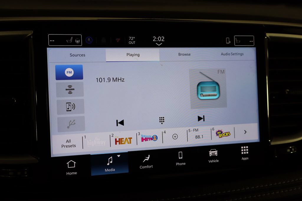 New 2027 Chrysler Pacifica Select FWD image 29