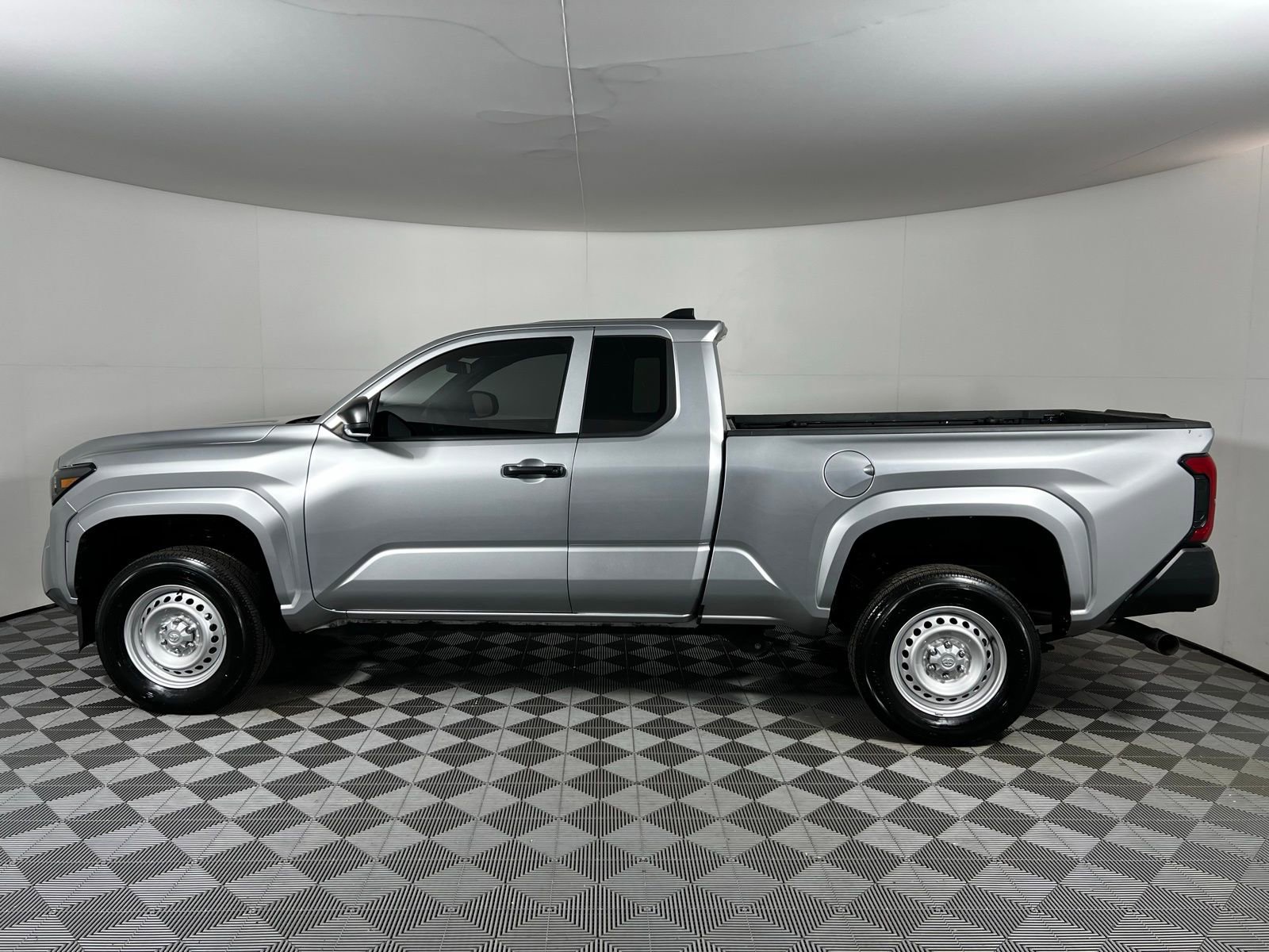 Certified 2025 Toyota Tacoma SR image 8