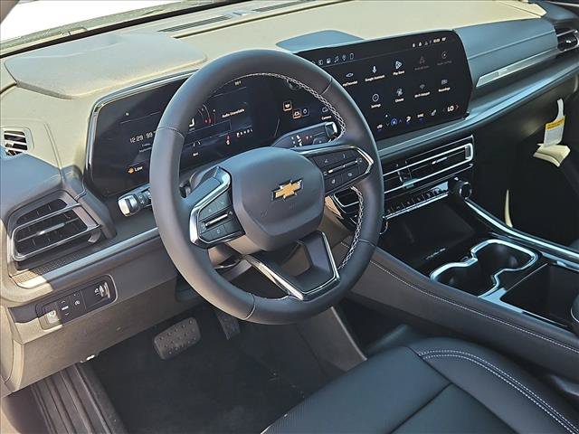 New 2027 Chevrolet Traverse LT w/ Driver Confidence Package FWD image 3