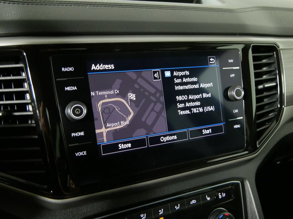 Used 2021 Volkswagen Atlas SEL AWD/4WD image 31