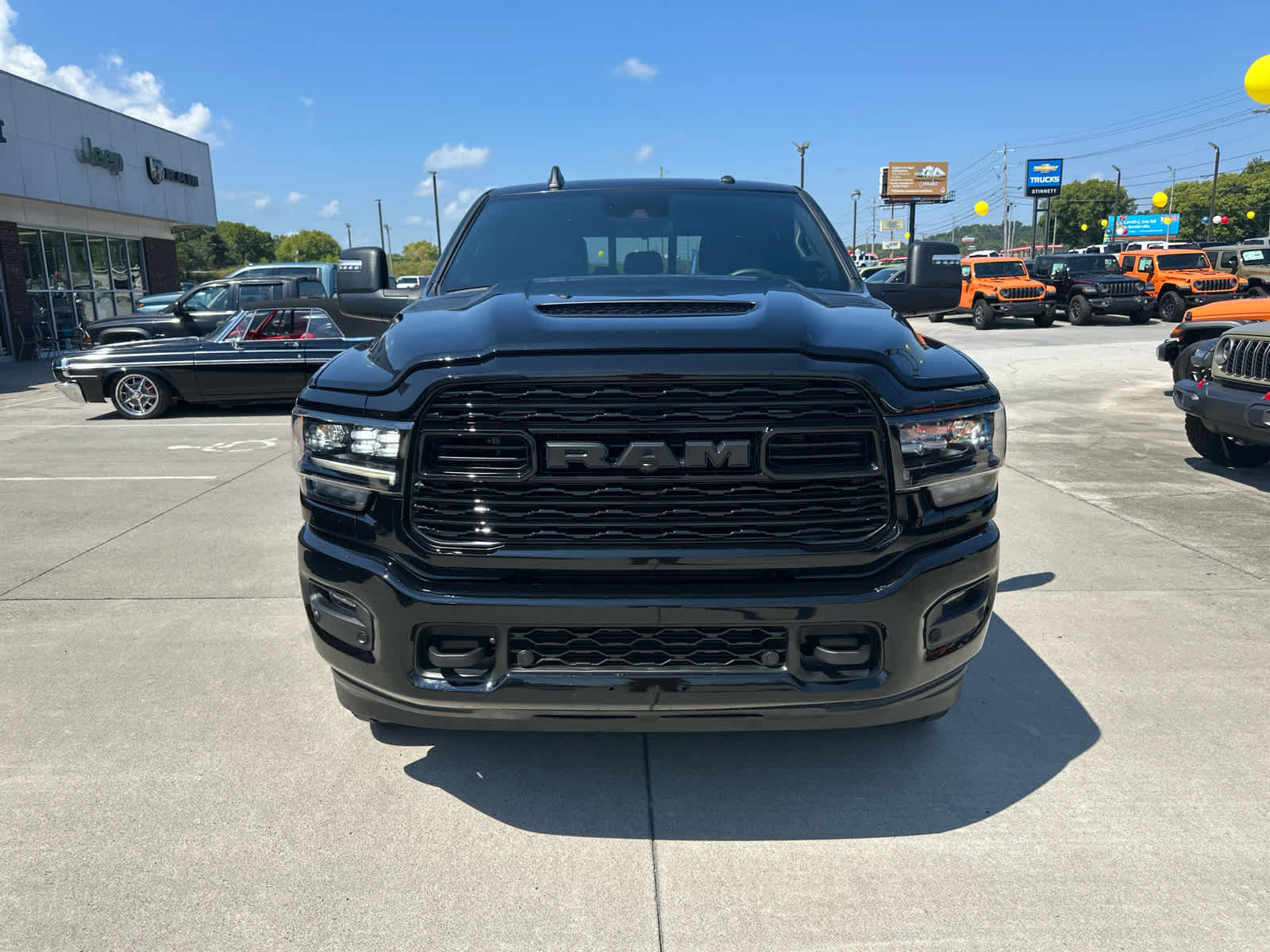 Used 2024 RAM 3500 Limited AWD/4WD image 3