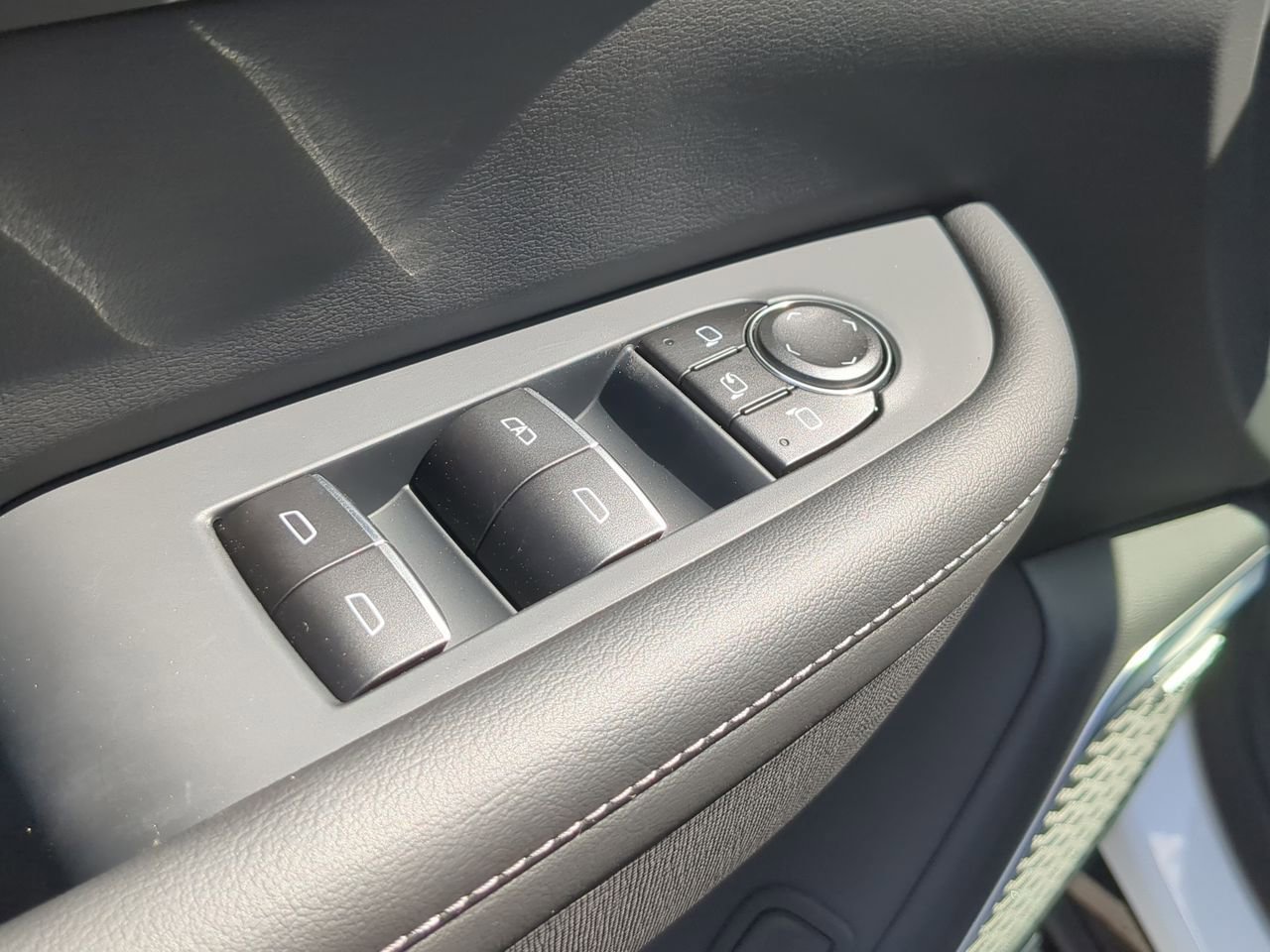 New 2026 Buick Enclave Sport Touring w/ Power Package image 23