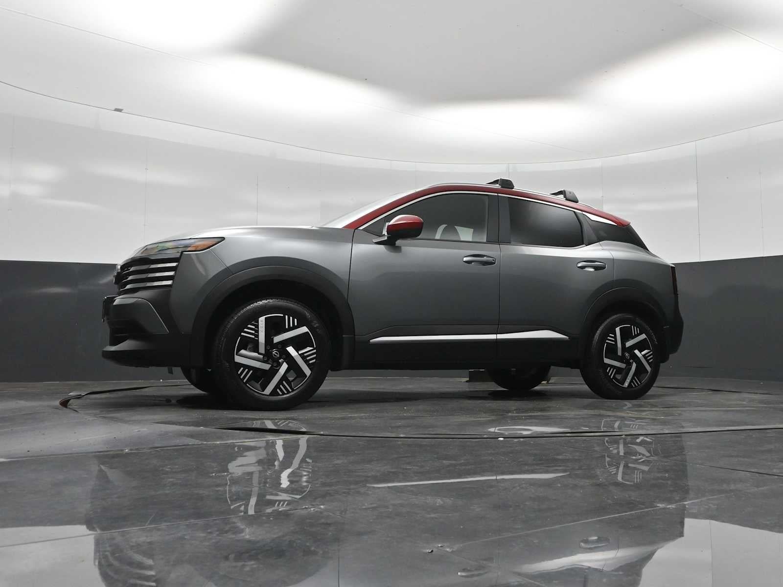 Used 2026 Nissan Kicks SV w/ Interior Electronics Package FWD image 21