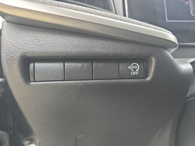Used 2026 Nissan Kicks SV FWD image 37