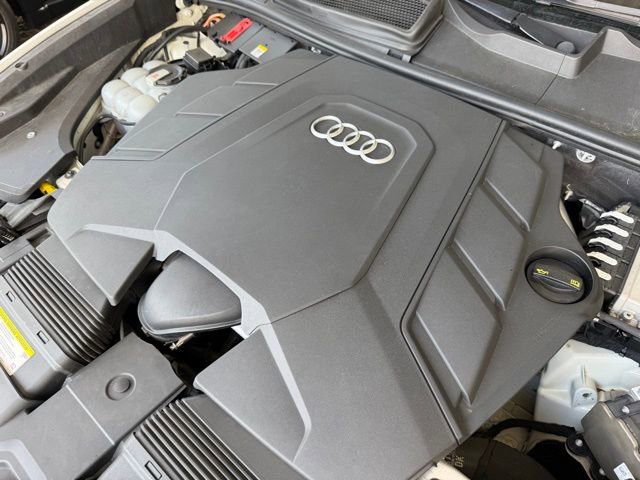 Used 2019 Audi Q8 Prestige image 19