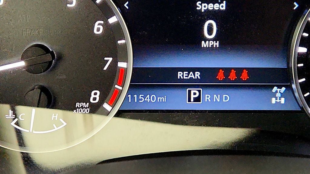 Used 2025 Nissan Frontier SV image 15