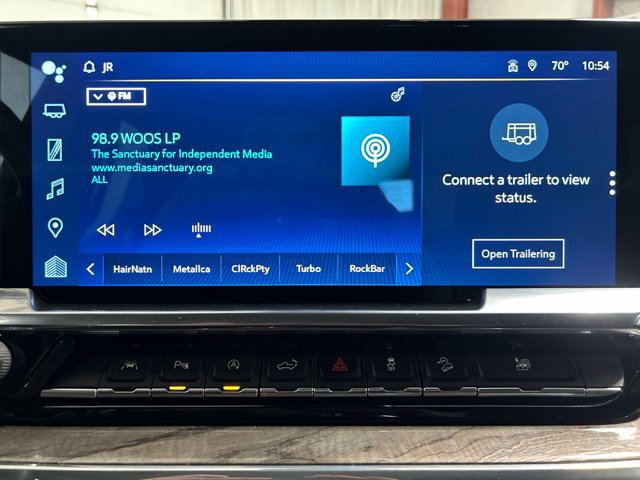 Used 2023 Chevrolet Silverado 1500 LTZ w/ Technology Package AWD/4WD image 27