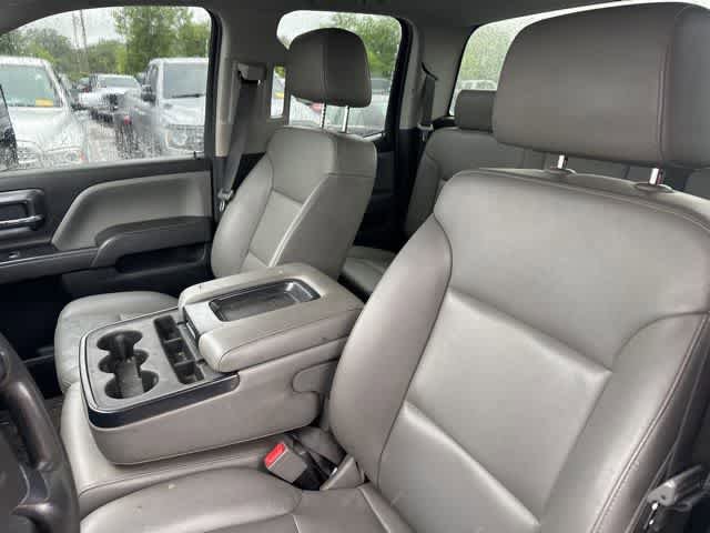 Used 2019 Chevrolet Silverado 2500 W/T w/ WT Convenience Package AWD/4WD image 4
