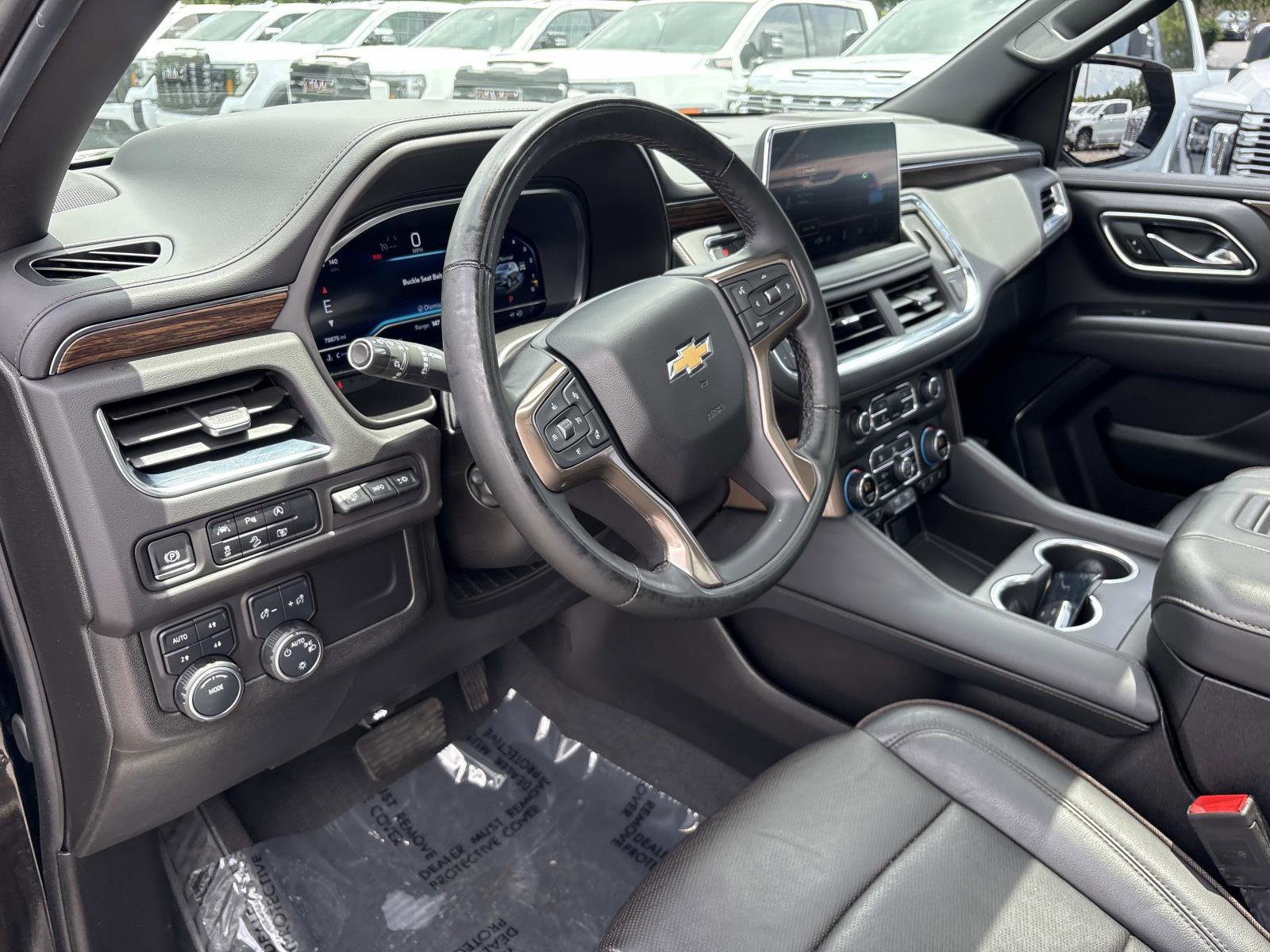 Used 2024 Chevrolet Suburban High Country AWD/4WD image 18