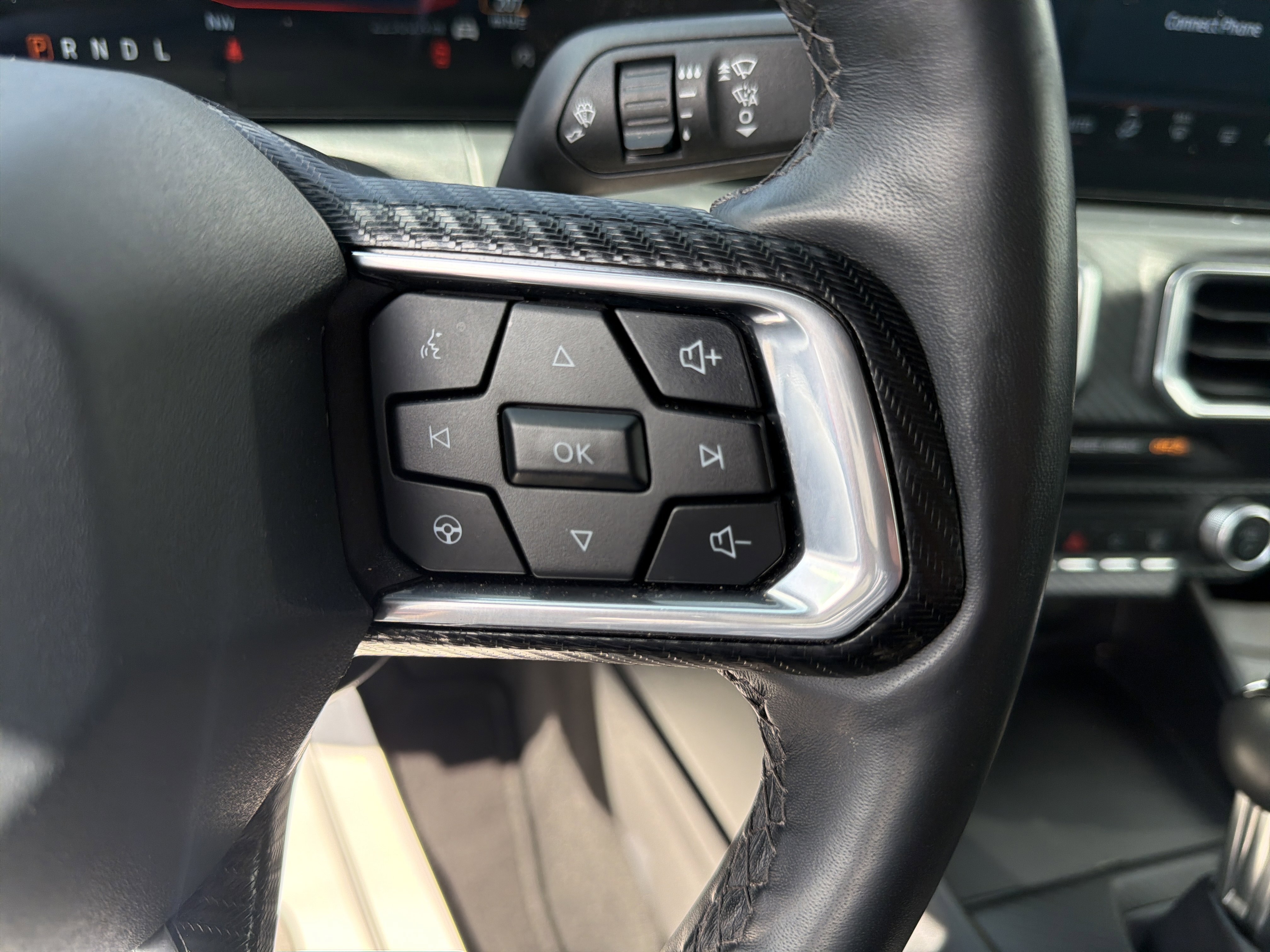 Certified 2025 Ford Mustang Premium image 19