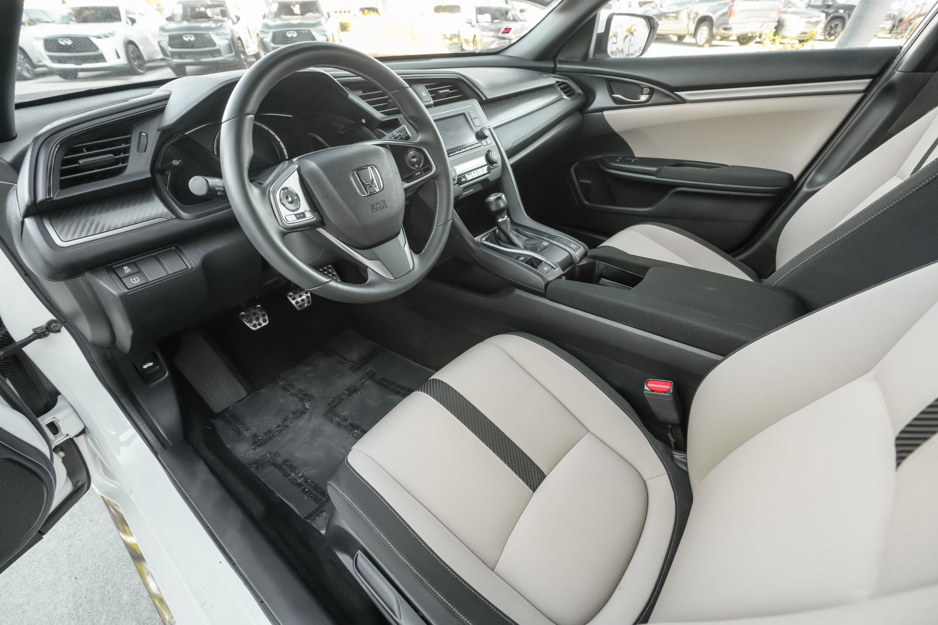 Used 2018 Honda Civic Sport image 7