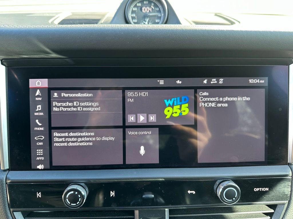 Certified 2023 Porsche Macan GTS image 31