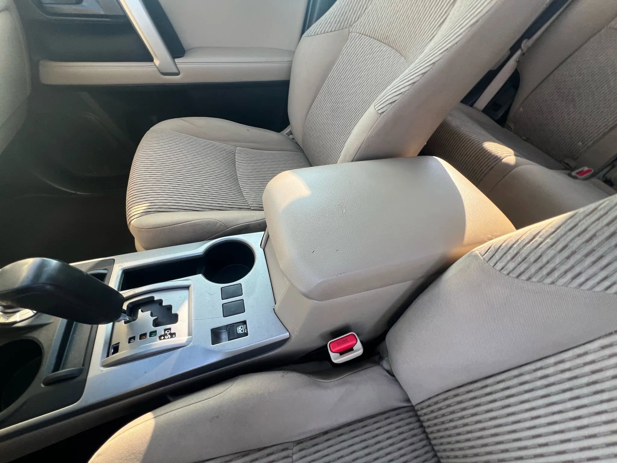 Used 2013 Toyota 4Runner SR5 image 60