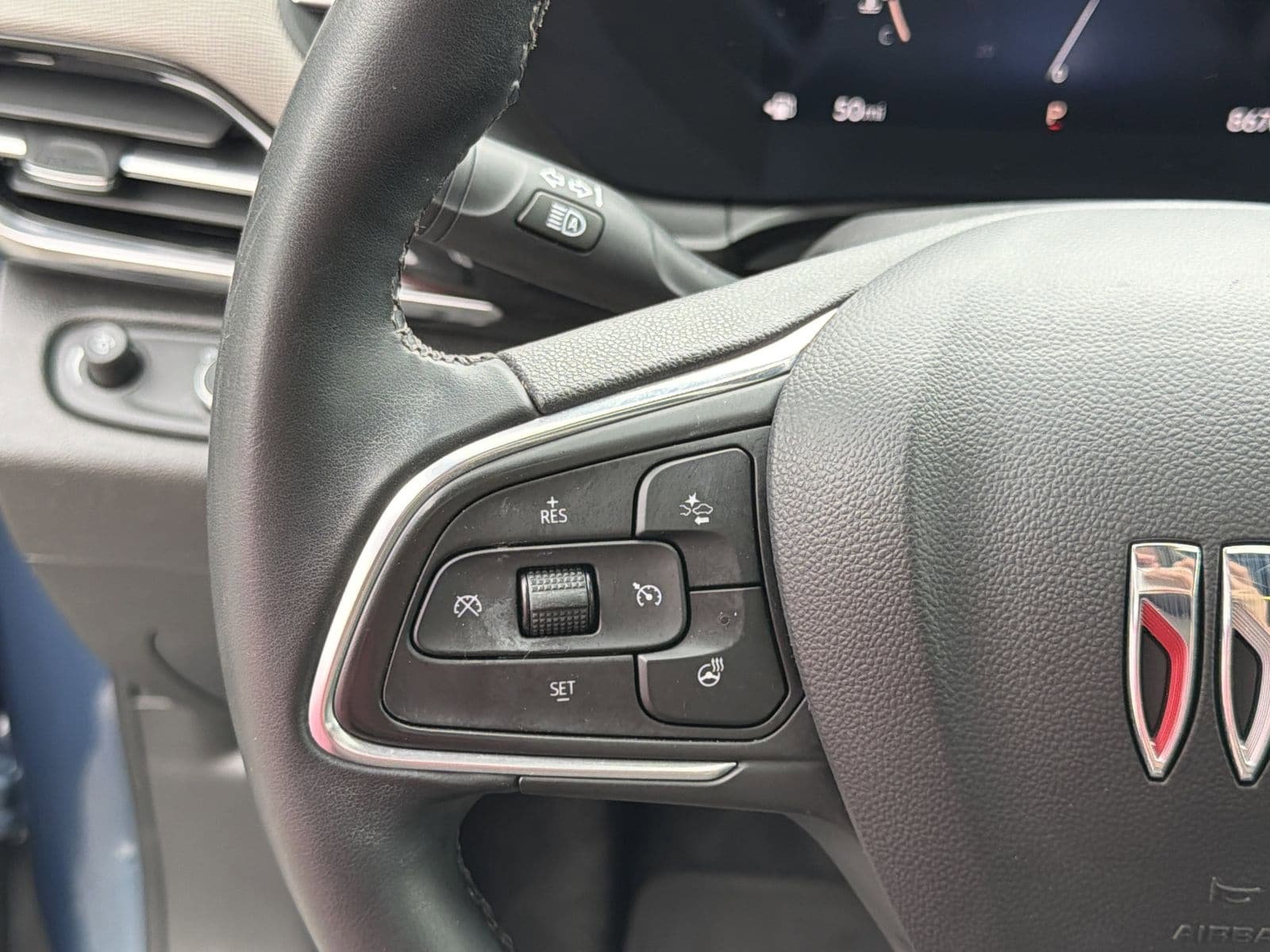 Used 2024 Buick Envista Avenir FWD image 26