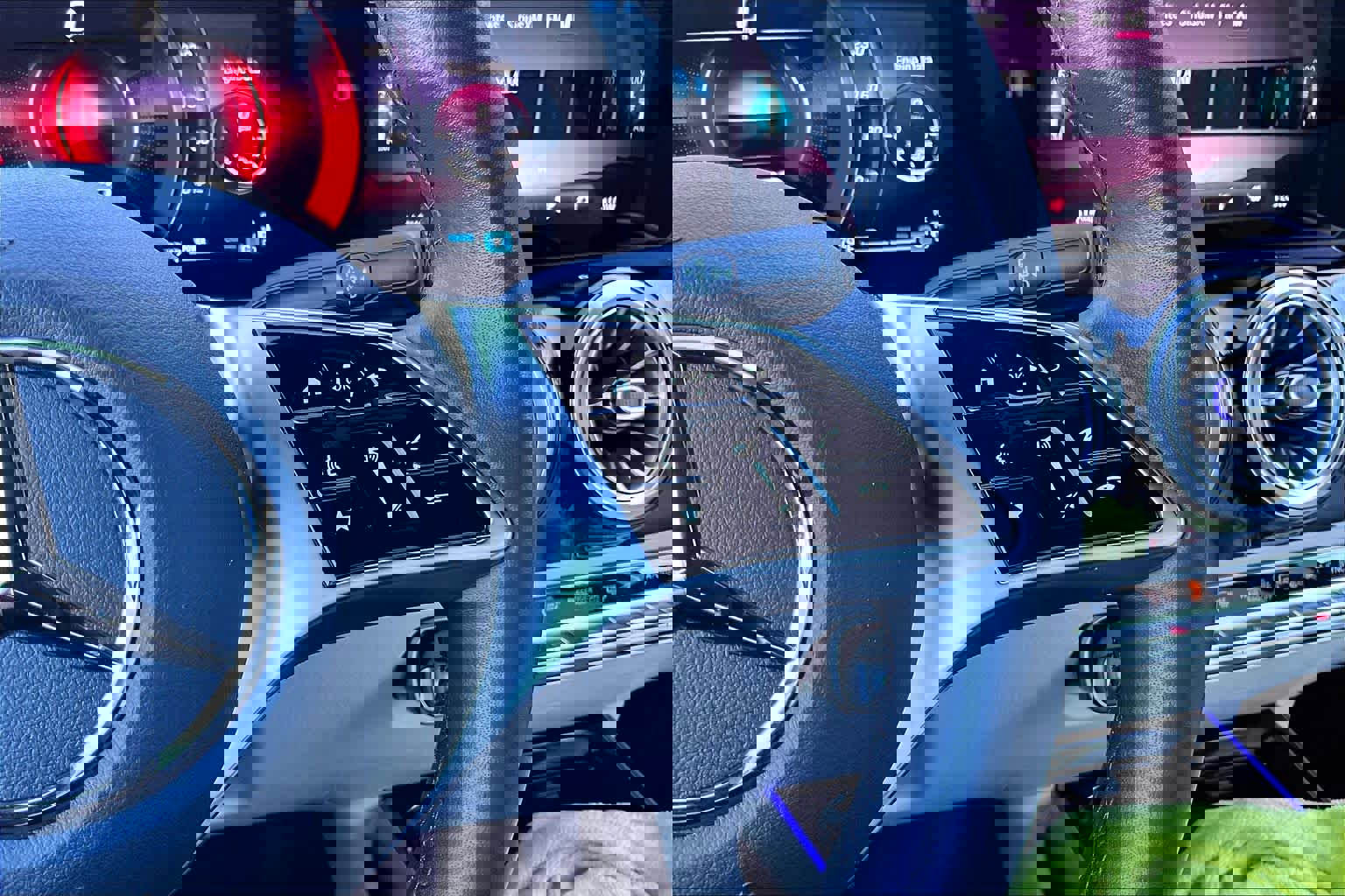 Used 2025 Mercedes-Benz GLA 250 image 24