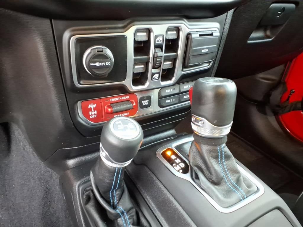 Used 2022 Jeep Wrangler Unlimited Rubicon 4xe w/ Cold Weather Group image 26