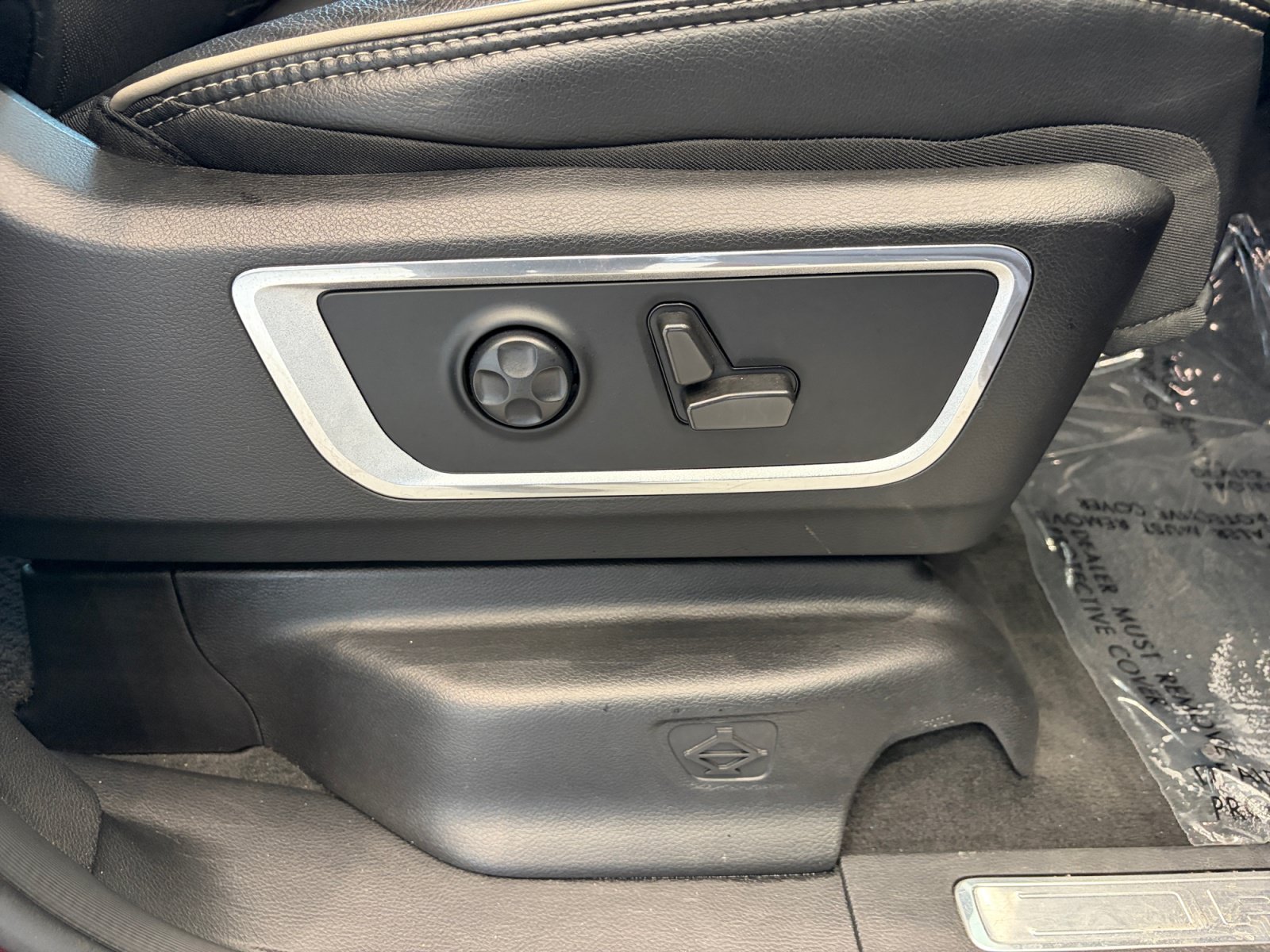 Used 2021 RAM 1500 Laramie AWD/4WD image 30