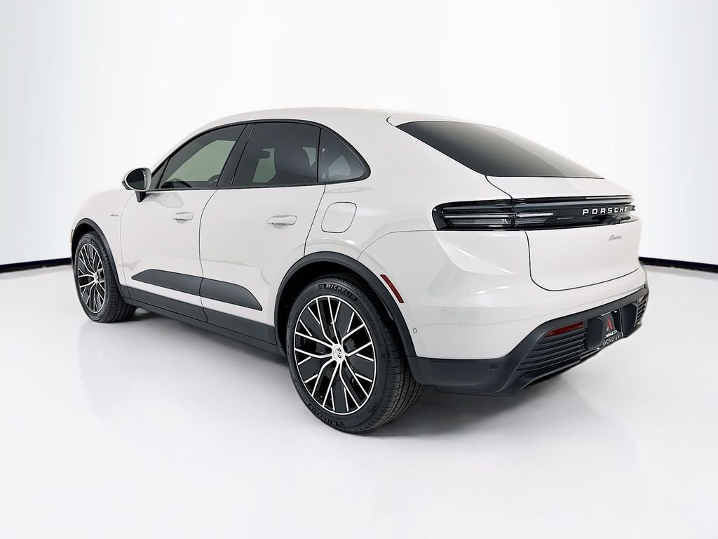 New 2026 Porsche Macan Electric image 3