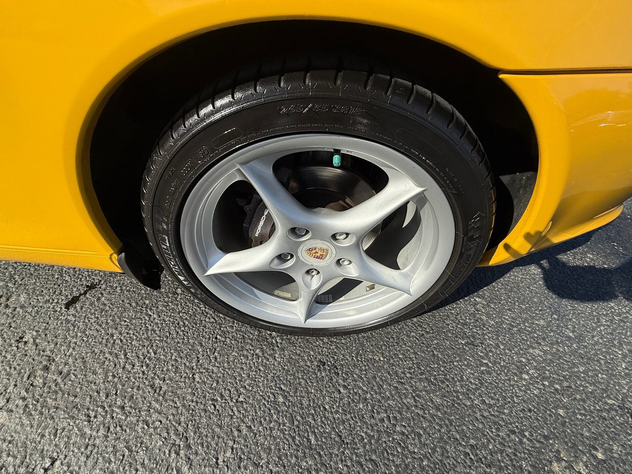 Used 2003 Porsche Boxster RWD image 15