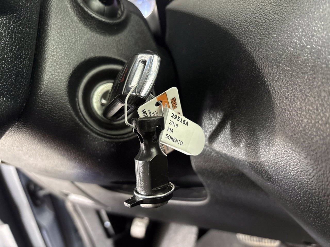 Used 2019 Kia Sorento AWD w/ LX Convenience Package image 18