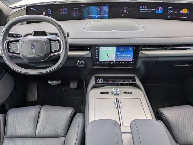 New 2025 Lincoln Navigator Reserve w/ Jet Appearance Package AWD/4WD image 14