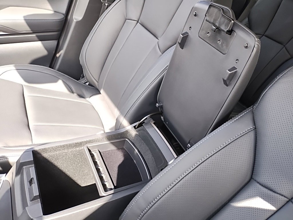 New 2025 Subaru Ascent Limited image 30