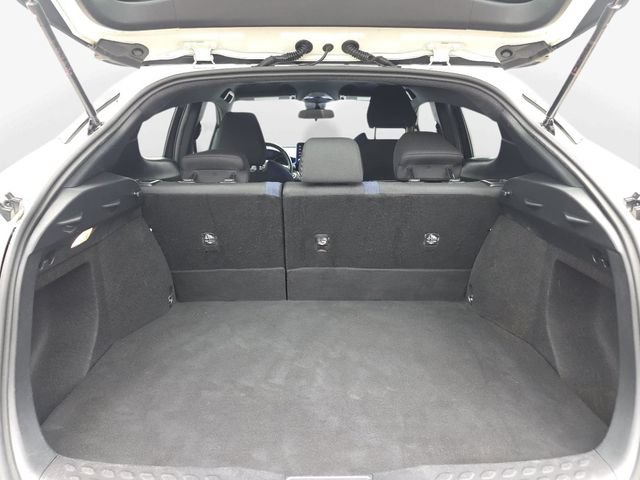 Used 2021 Toyota C-HR XLE FWD image 27