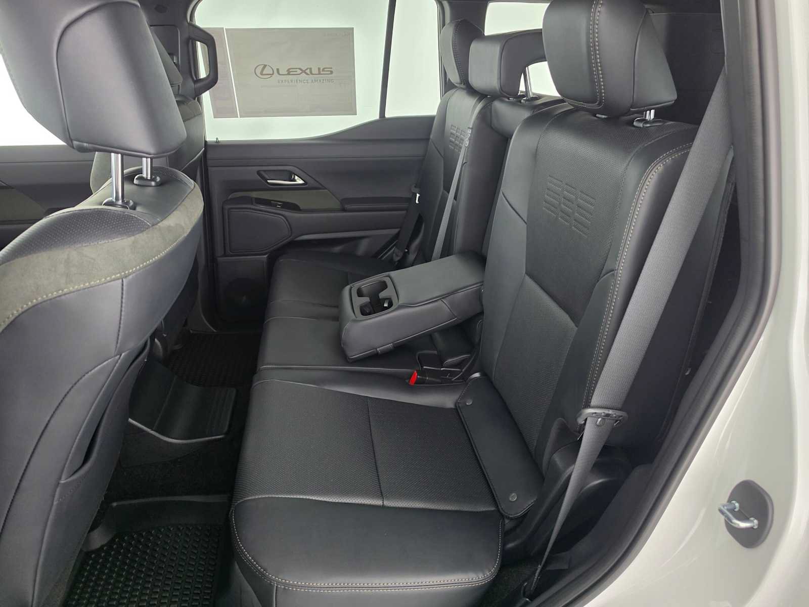 New 2026 Lexus GX 550 AWD/4WD image 17