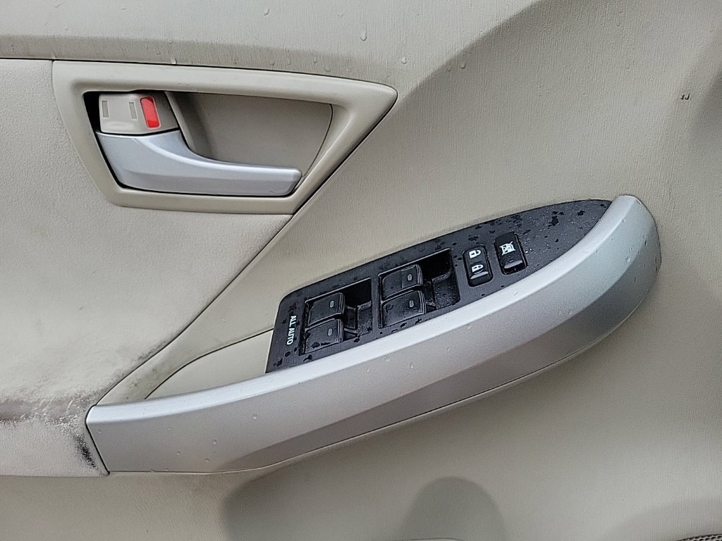 Used 2010 Toyota Prius Two FWD image 10