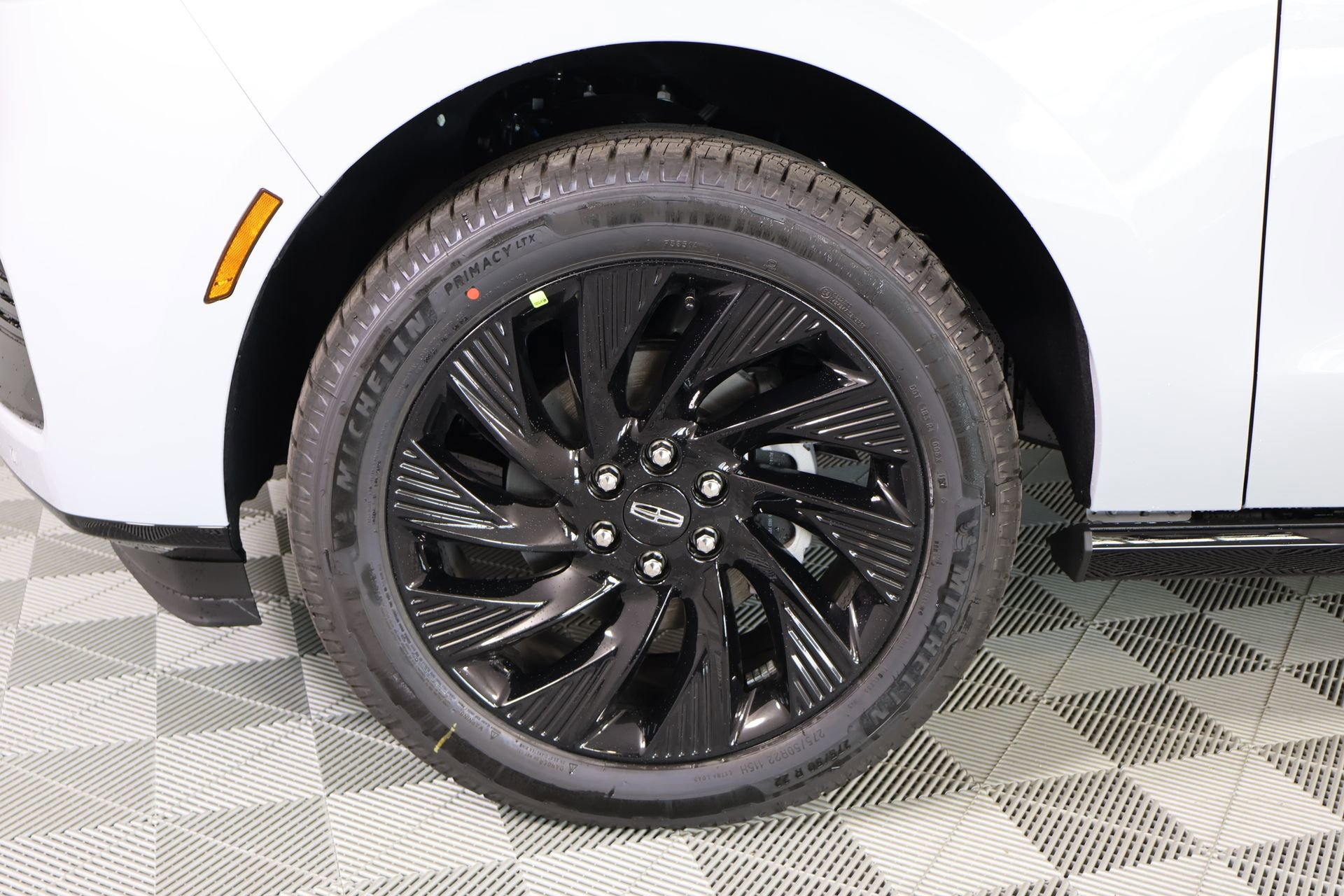 New 2026 Lincoln Navigator L Reserve AWD/4WD image 19