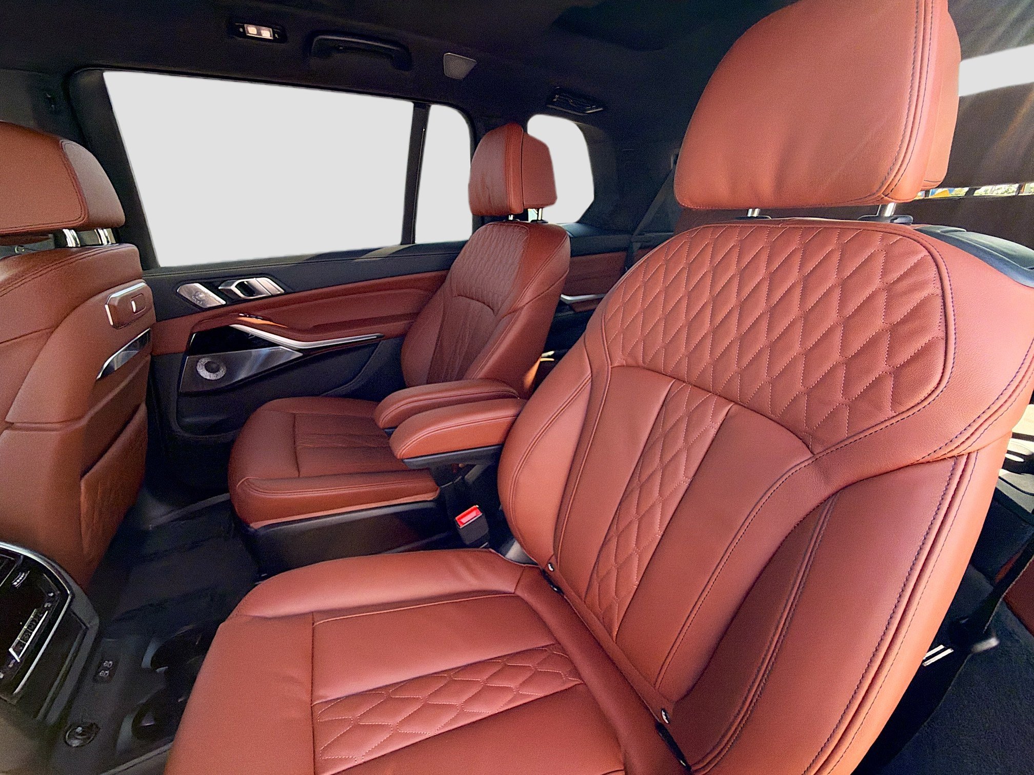 New 2026 BMW ALPINA XB7 image 22