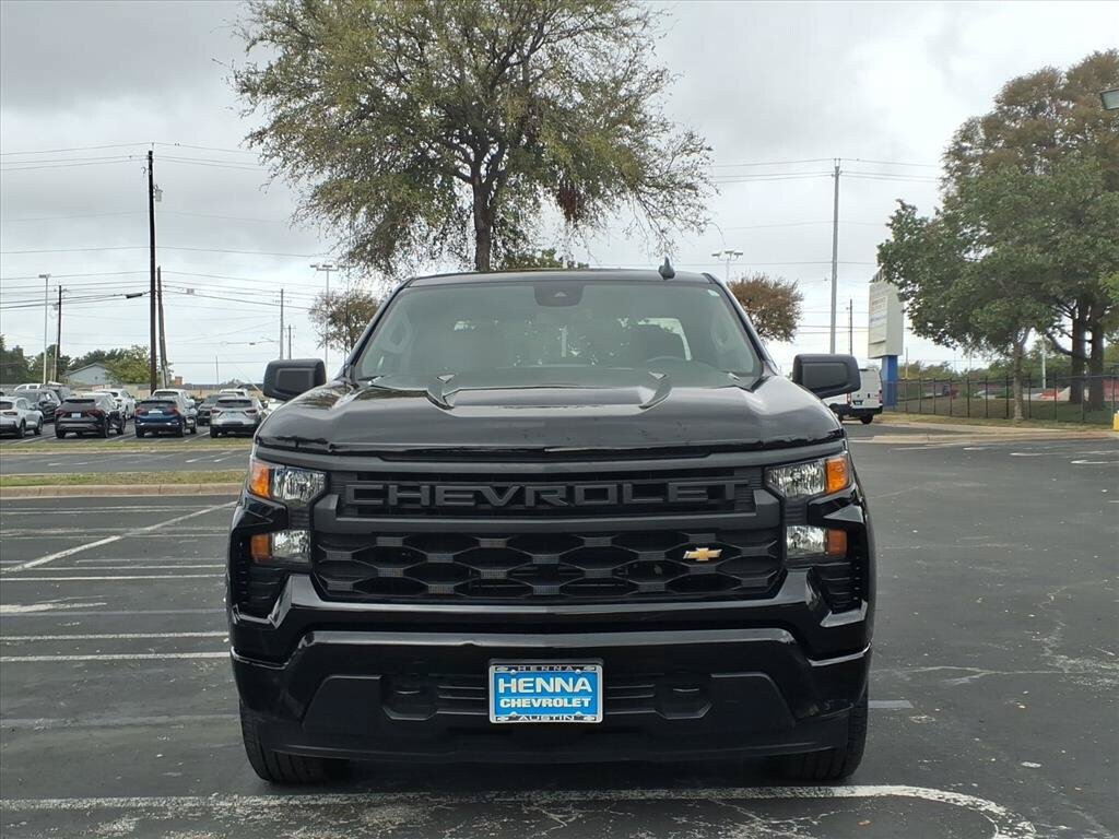 Used 2025 Chevrolet Silverado 1500 Custom RWD image 13