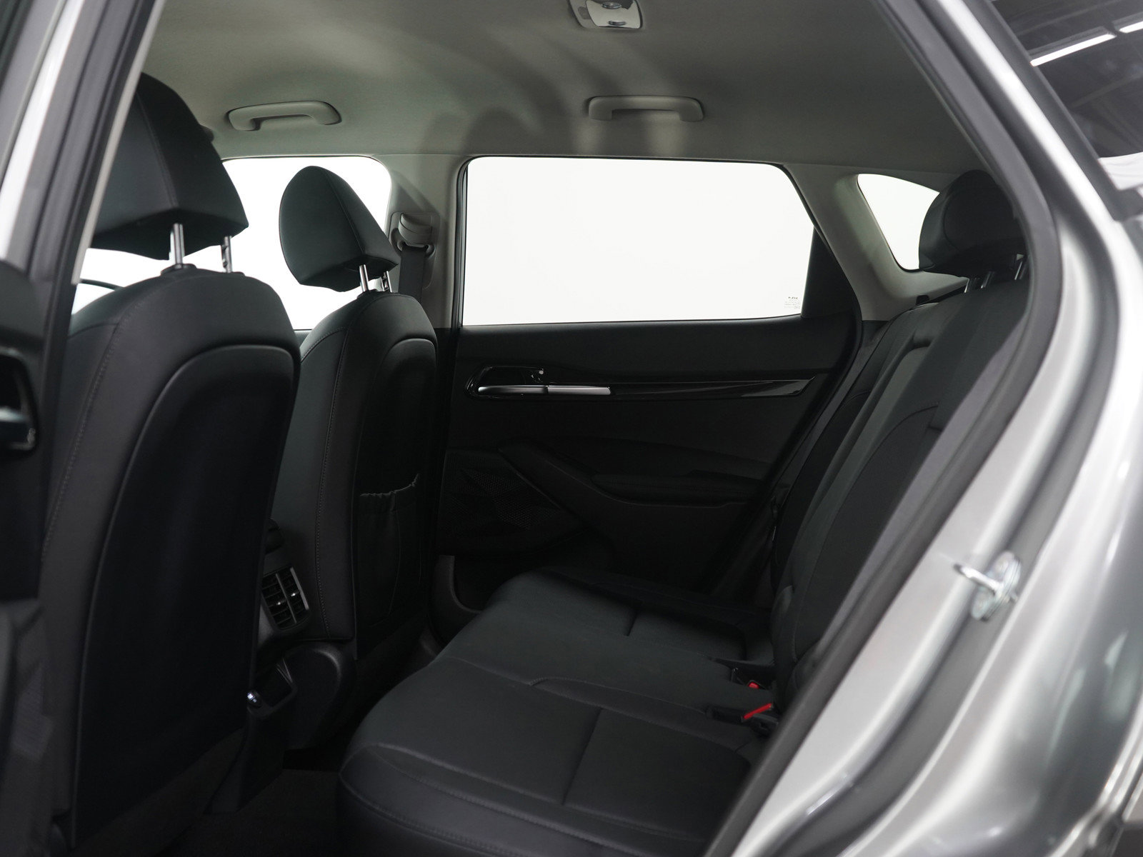 Used 2023 Kia Seltos SX image 17