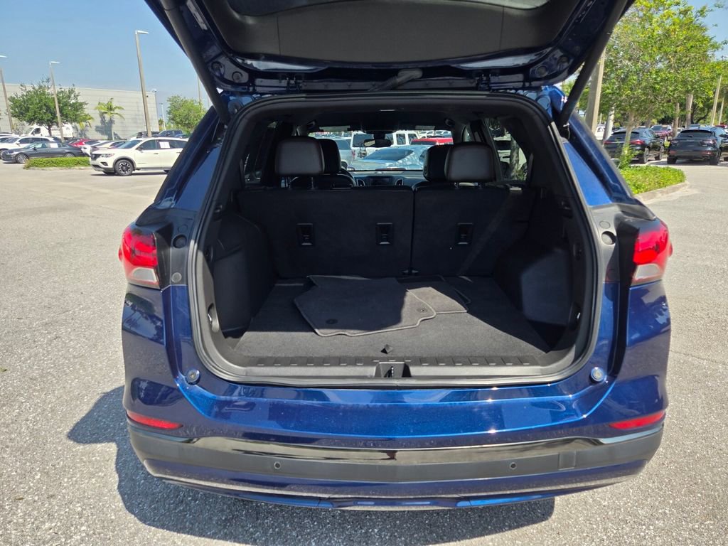 Used 2022 Chevrolet Equinox RS FWD image 26