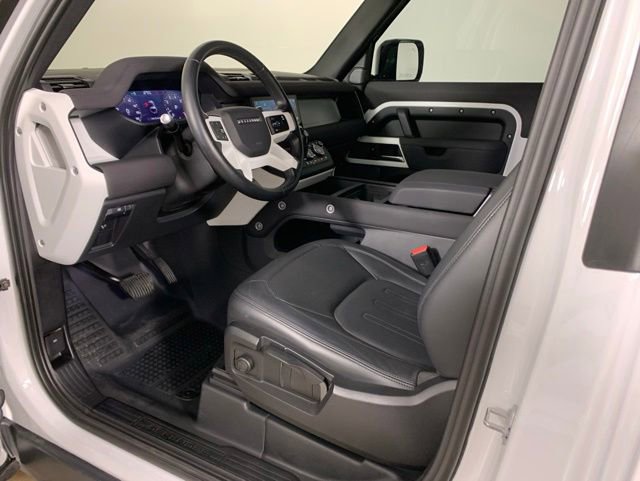 Used 2022 Land Rover Defender 90 S AWD/4WD image 26