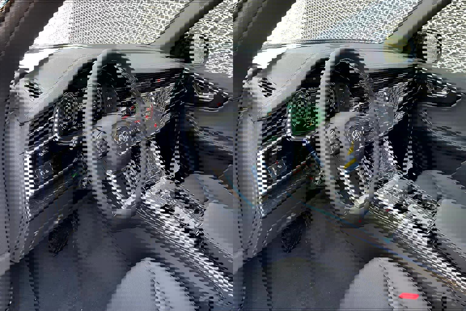 New 2026 Audi Q8 Premium Plus image 8