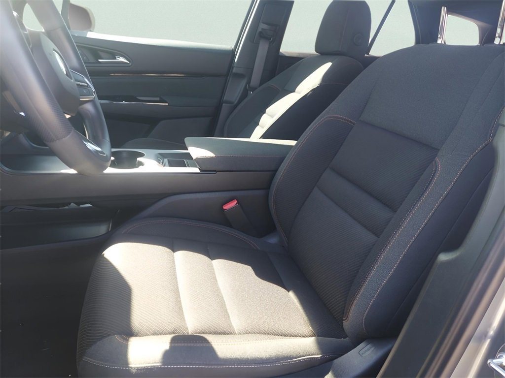 Certified 2024 Honda Prologue EX image 16