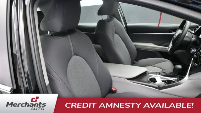 Used 2024 Toyota Camry LE FWD image 11