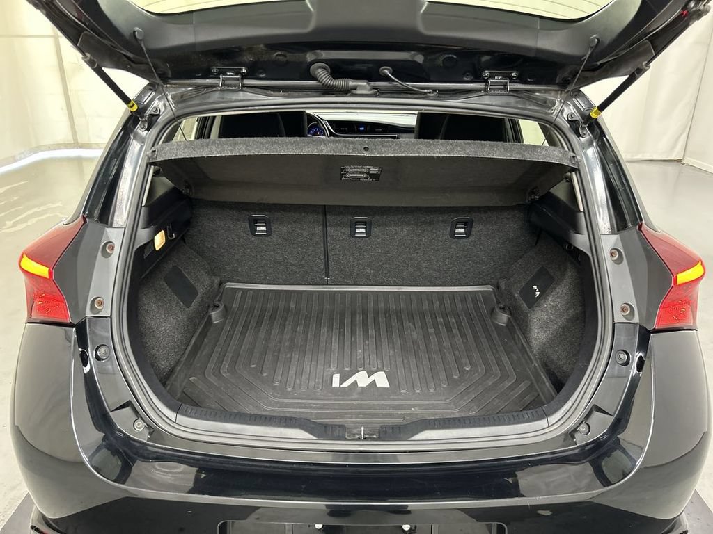 Used 2018 Toyota Corolla iM w/ All-Weather Mat Package FWD image 21