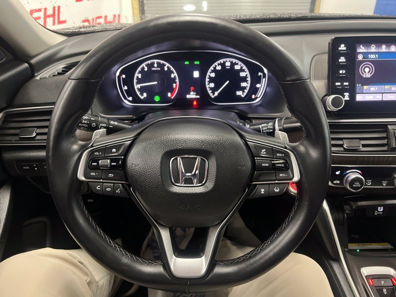 Used 2018 Honda Accord Touring image 24