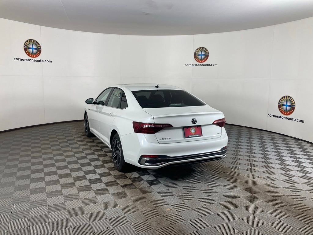 Used 2024 Volkswagen Jetta SEL image 21
