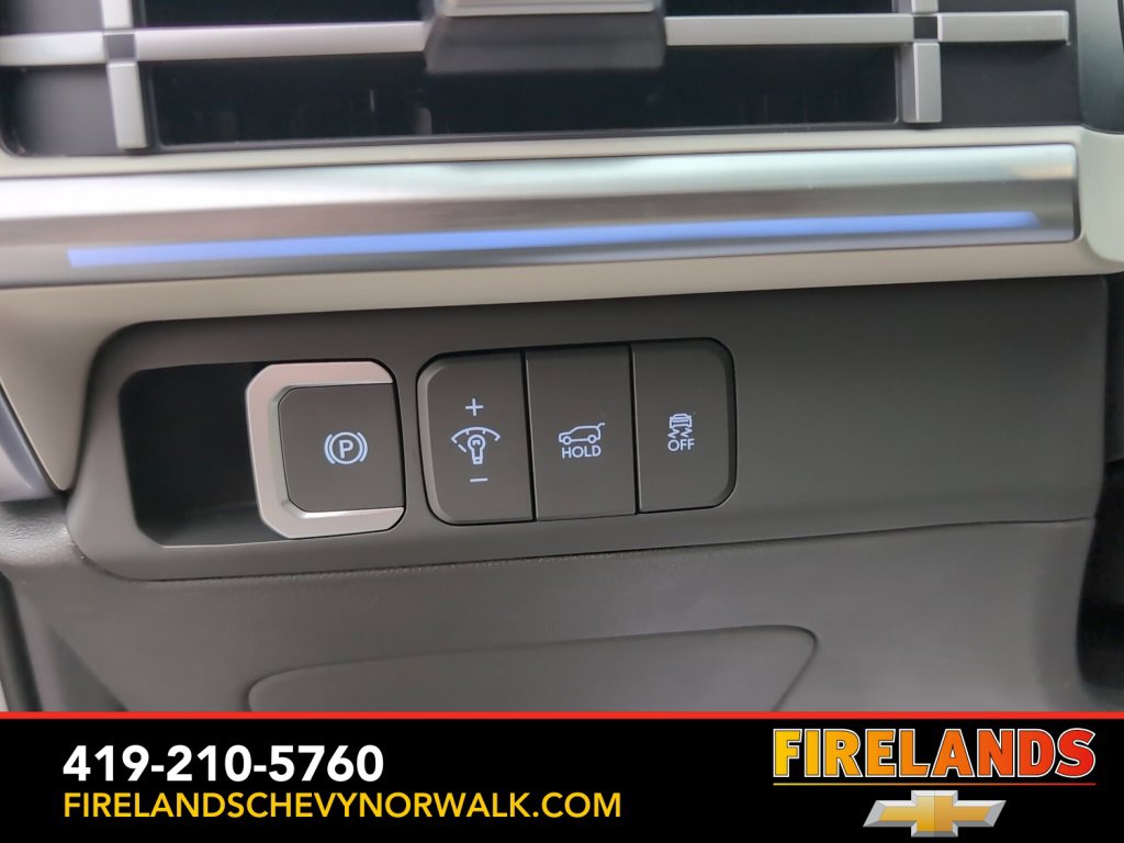 Used 2024 Hyundai Santa Fe Limited image 23