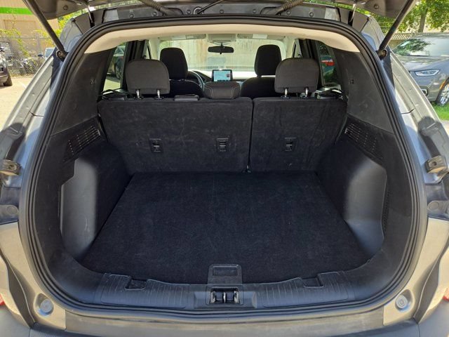 Used 2025 Ford Escape Active AWD/4WD image 17