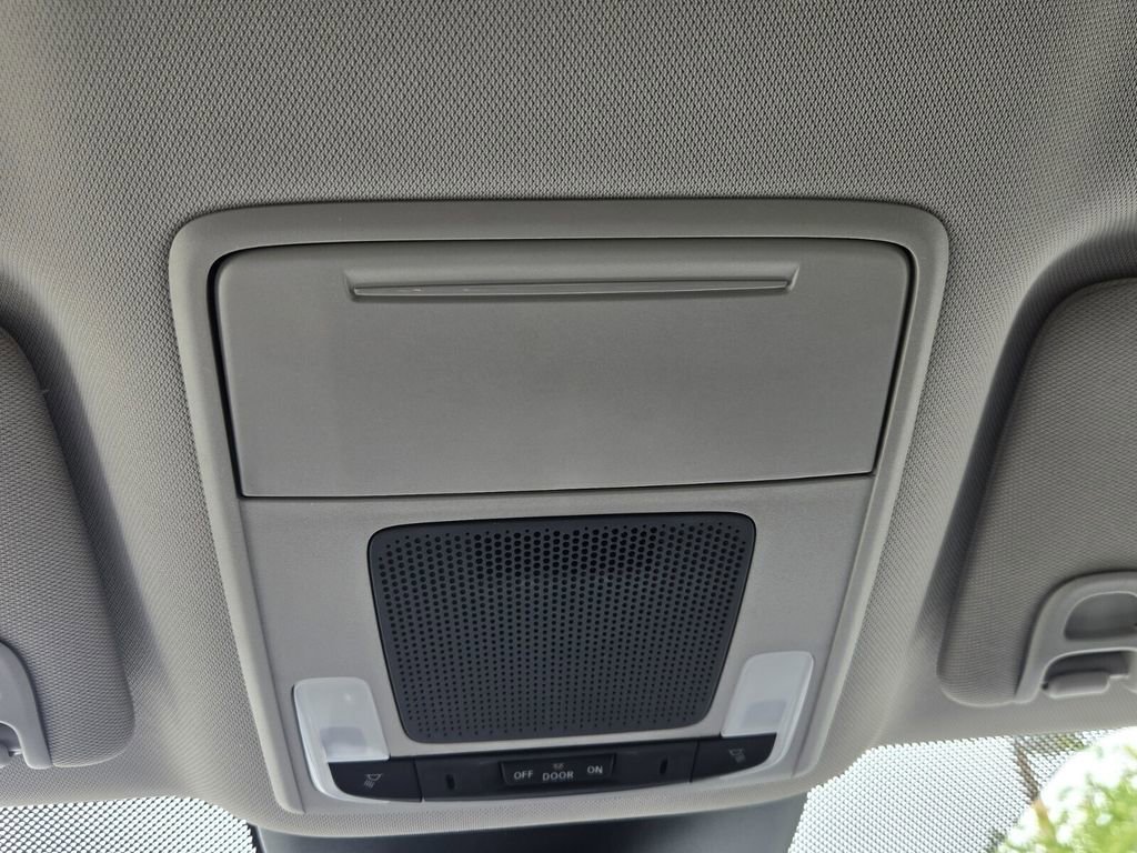 Certified 2025 Honda Pilot EX-L image 25