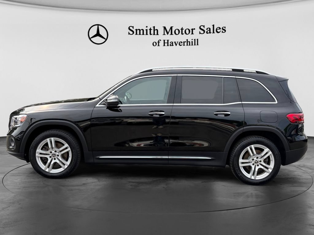 Used 2021 Mercedes-Benz GLB 250 4MATIC image 2