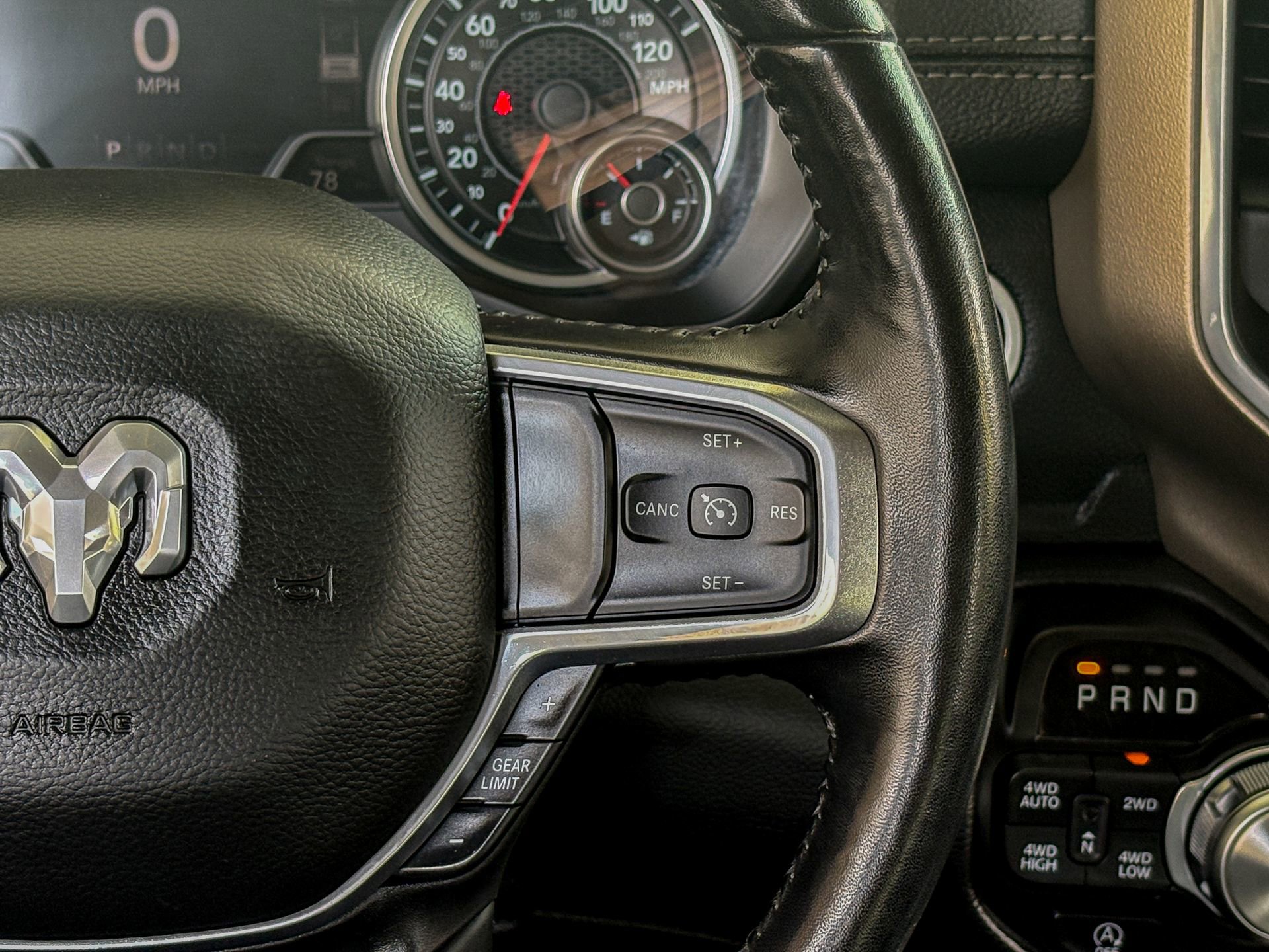 Used 2020 RAM 1500 Laramie AWD/4WD image 29