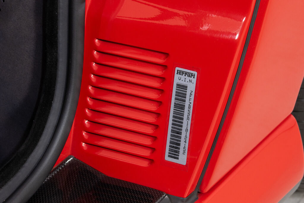 Used 2001 Ferrari 550 Maranello Barchetta RWD image 35